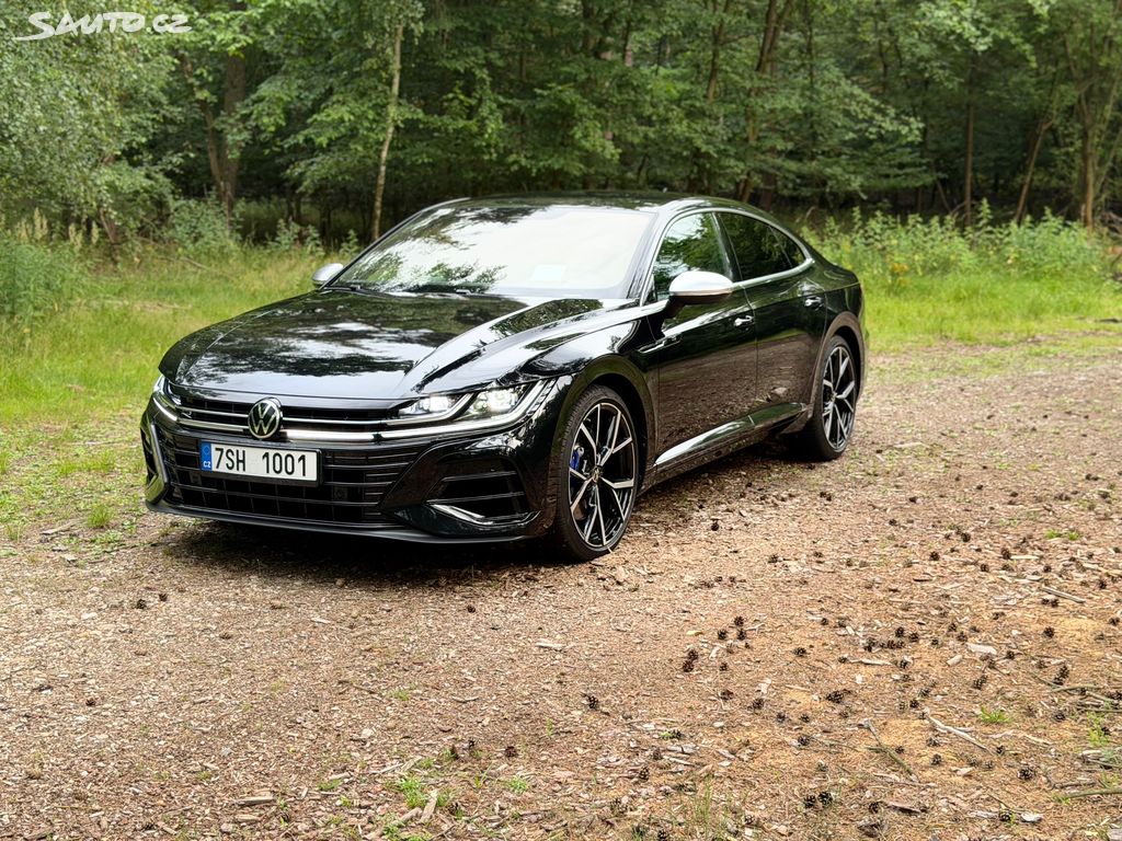 Volkswagen Arteon, Volkswagen Arteon R 2.0 TSI